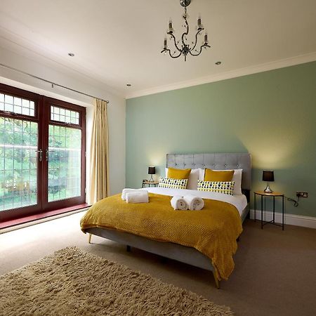 Spacious Home For Large Families And Contractors Wolverhampton Kültér fotó