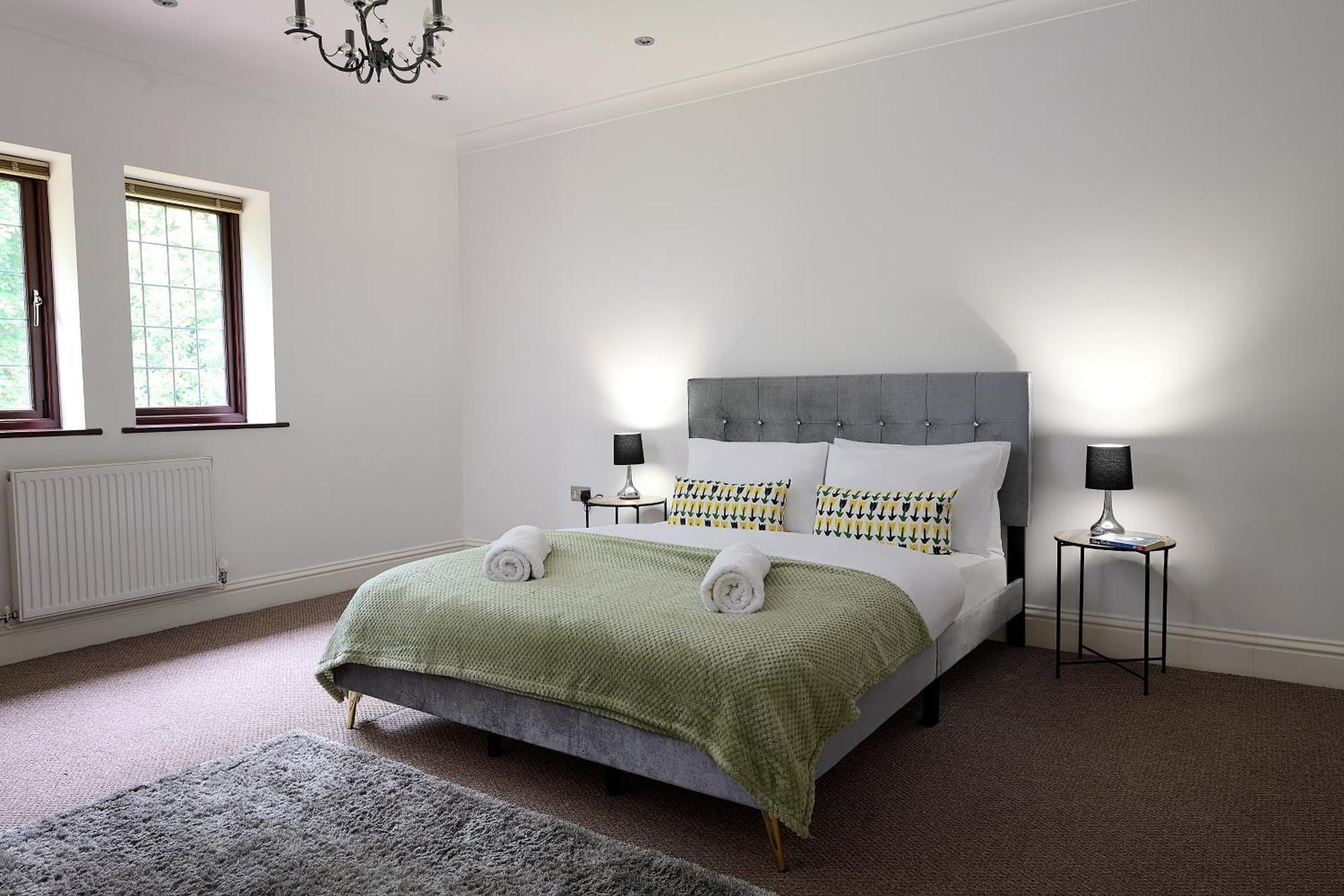 Spacious Home For Large Families And Contractors Wolverhampton Kültér fotó