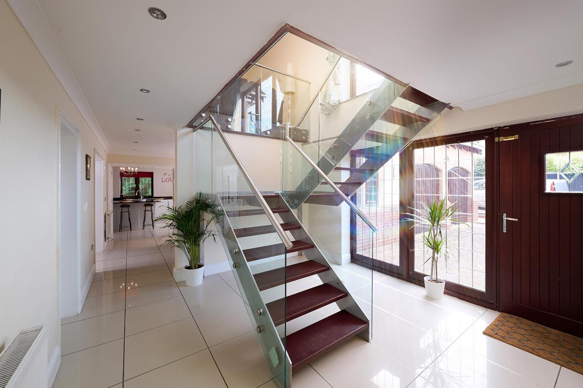Spacious Home For Large Families And Contractors Wolverhampton Kültér fotó
