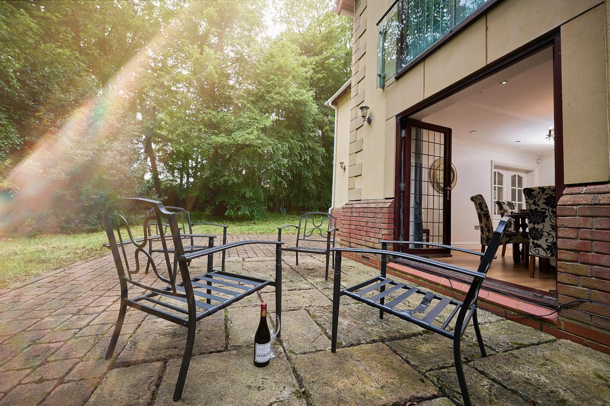 Spacious Home For Large Families And Contractors Wolverhampton Kültér fotó