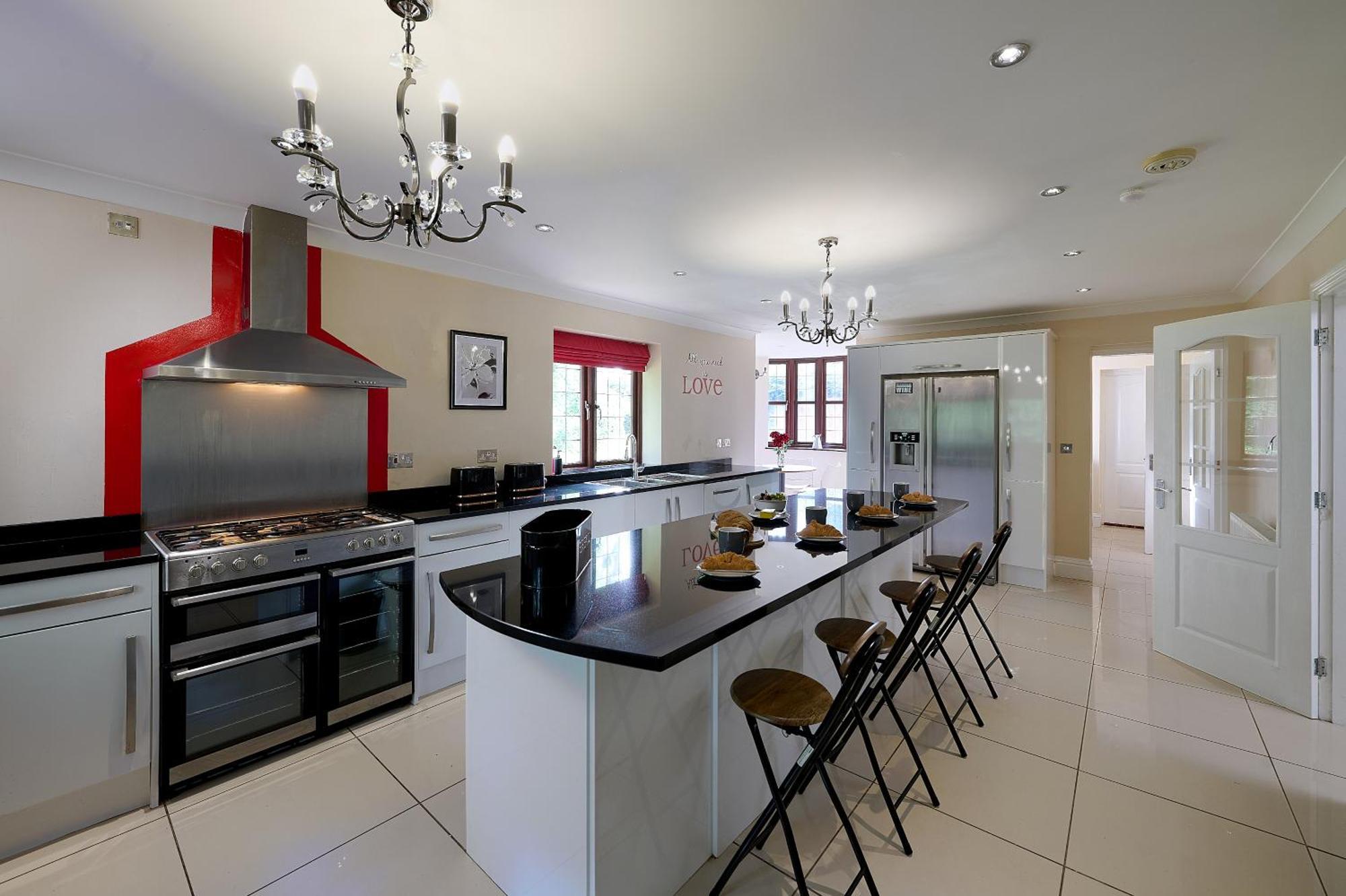 Spacious Home For Large Families And Contractors Wolverhampton Kültér fotó